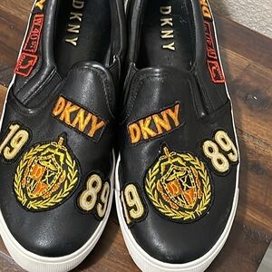 DKNY Limited Edition Braylee Black Leather
1989 Patchwork Academy Sneakers Sz 7